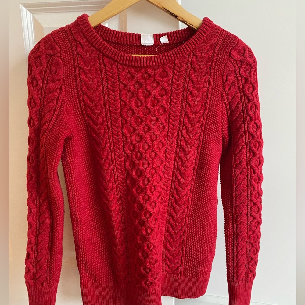 Gap XS red cable-knit sweater